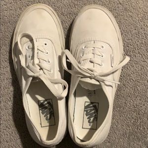 White classic low top vans